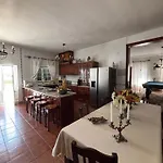 Semesterbostad Quinta Do Avo *
