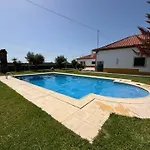 Semesterbostad Quinta Do Avo